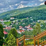 Dom Na Zboczu Gory