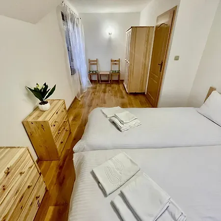 Dom Na Zboczu Góry Villa *