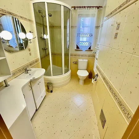 Dom Na Zboczu Góry Villa Brenna