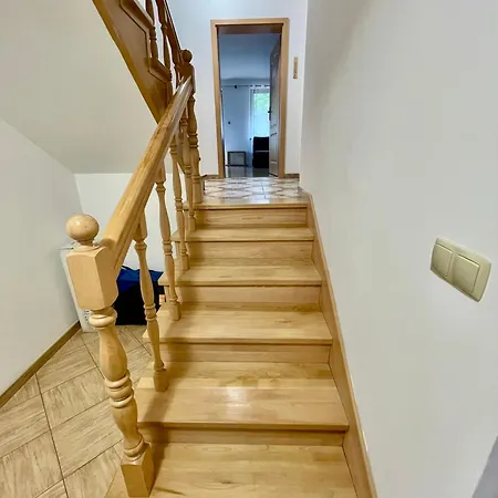 Dom Na Zboczu Góry Villa *