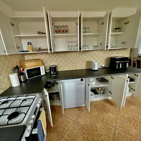 Dom Na Zboczu Gory *