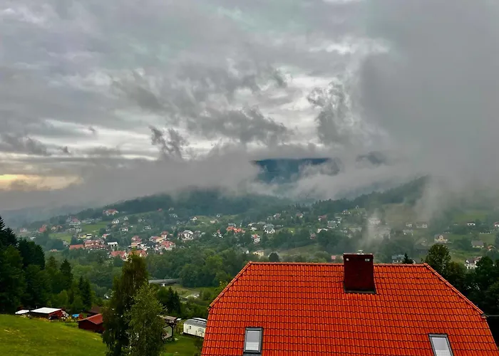 Dom Na Zboczu Gory Vila *