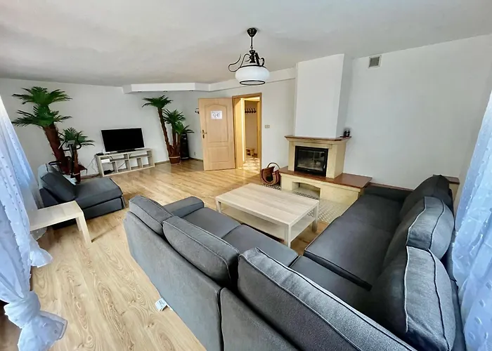 Dom Na Zboczu Gory Vila *