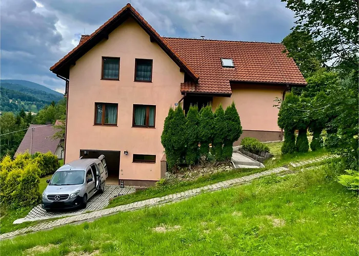 Dom Na Zboczu Gory Vila