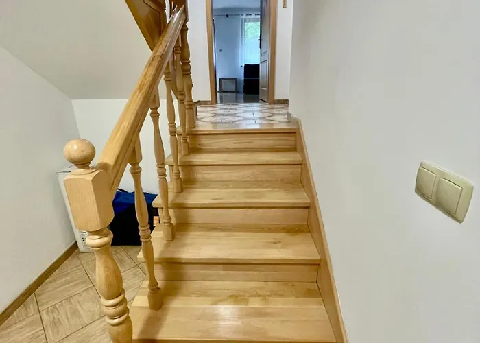 Dom Na Zboczu Gory Villa *