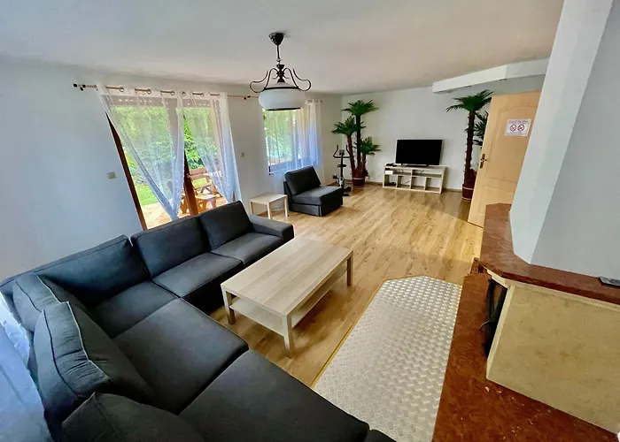 Dom Na Zboczu Gory Brenna